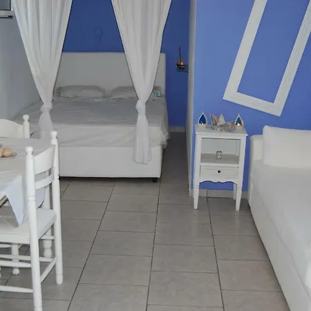 Killini The Small Cyclades Kastro-Kyllini