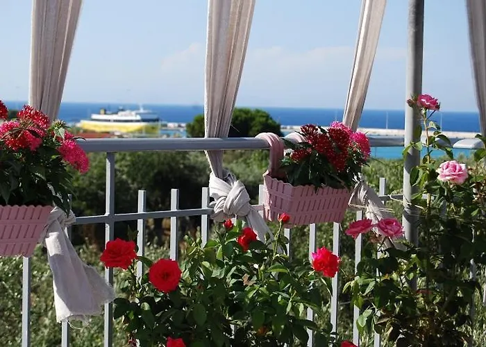 Casa de hóspedes Killini The Small Cyclades 3*